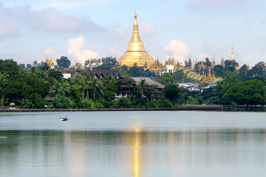 Kandawgyi Park