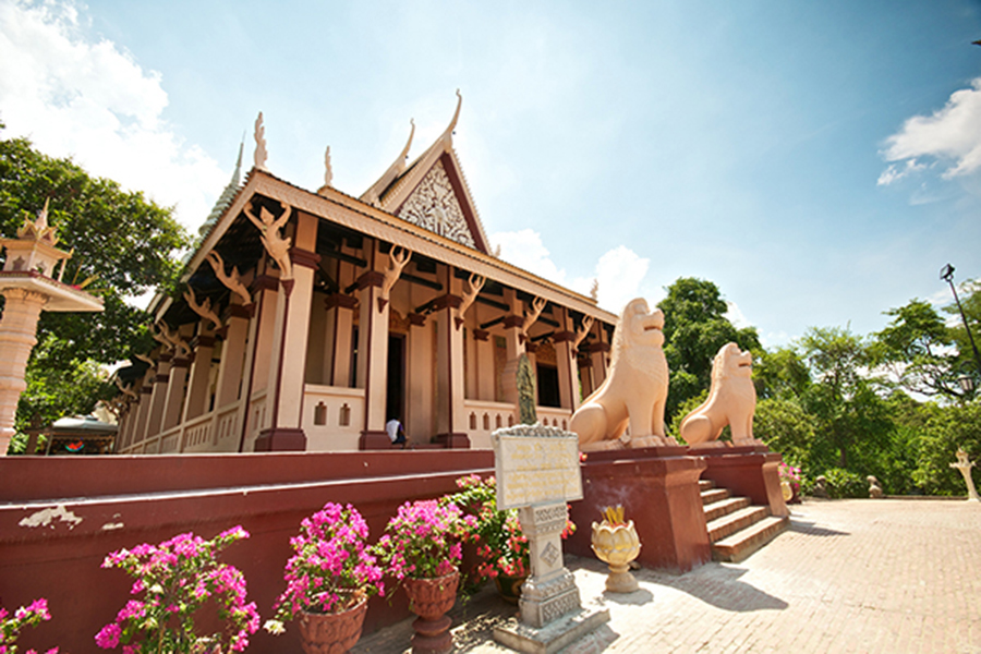 Wat Phnom 1